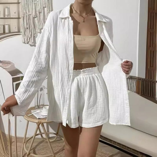 Ensemble haut à manches courtes et shorts léger pour dames Chic und Stil