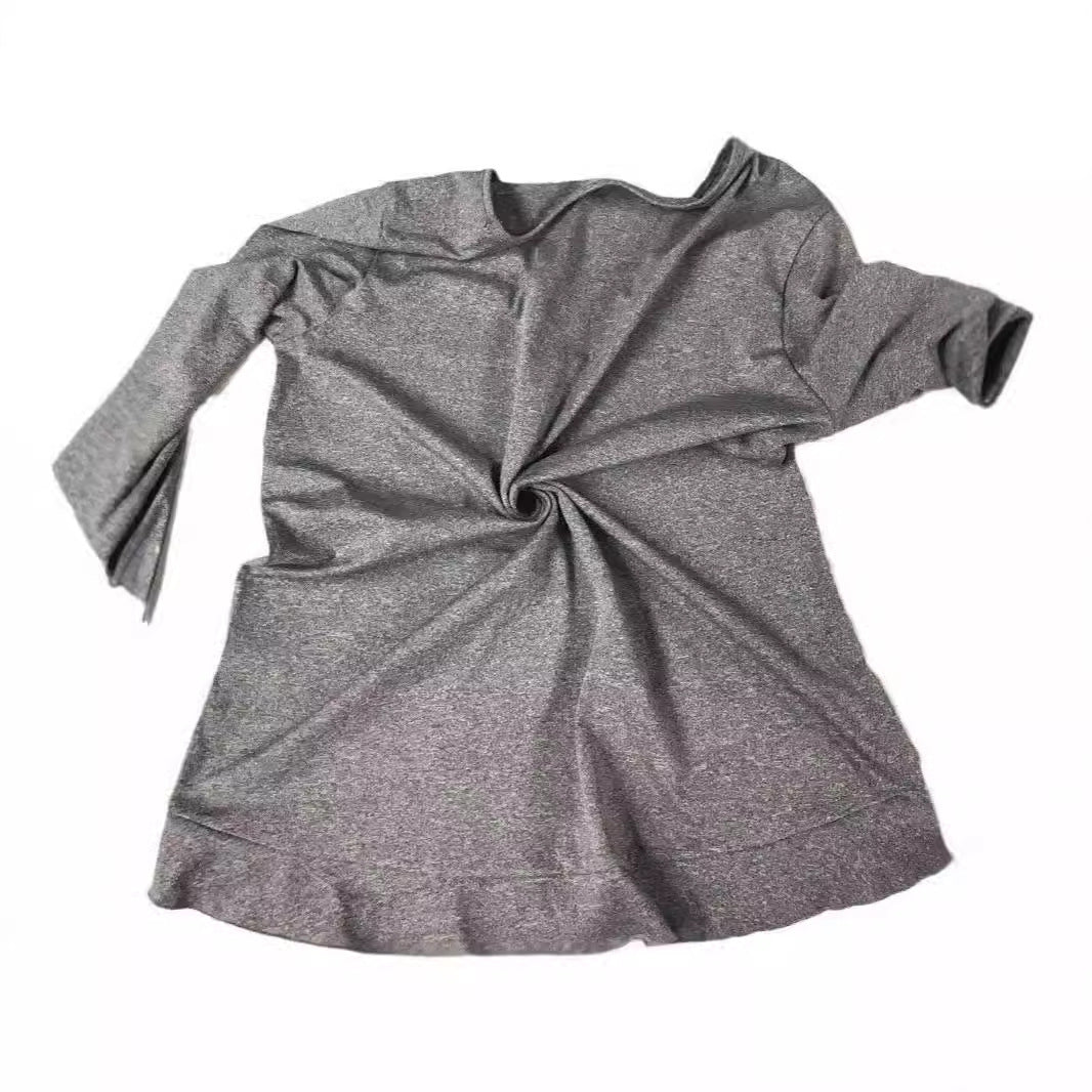 Dames Haut de finition raffiné à décolleté en V avec ourlet asymétrique Chic und Stil