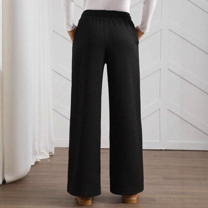 Comfortable and elegant fabric pants for ladies Chic and Style