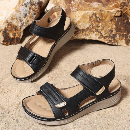 Ladies Comfortable Sandals with Adjustable Straps and an Anatomical Sole Chic and Style