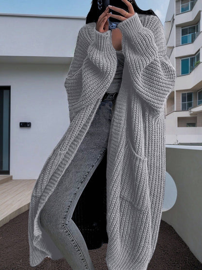 Cardigan long pour femmes avec une coupe décontractée et de grandes poches Chic und Stil