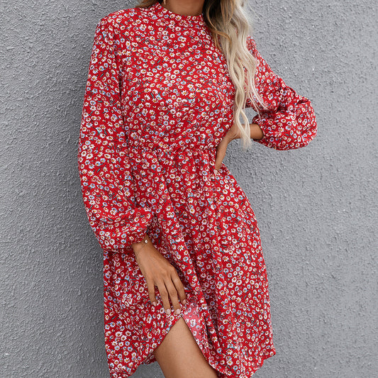 Robe mi-longue florale pour femmes avec col montant et ceinture à la taille Chic und Stil
