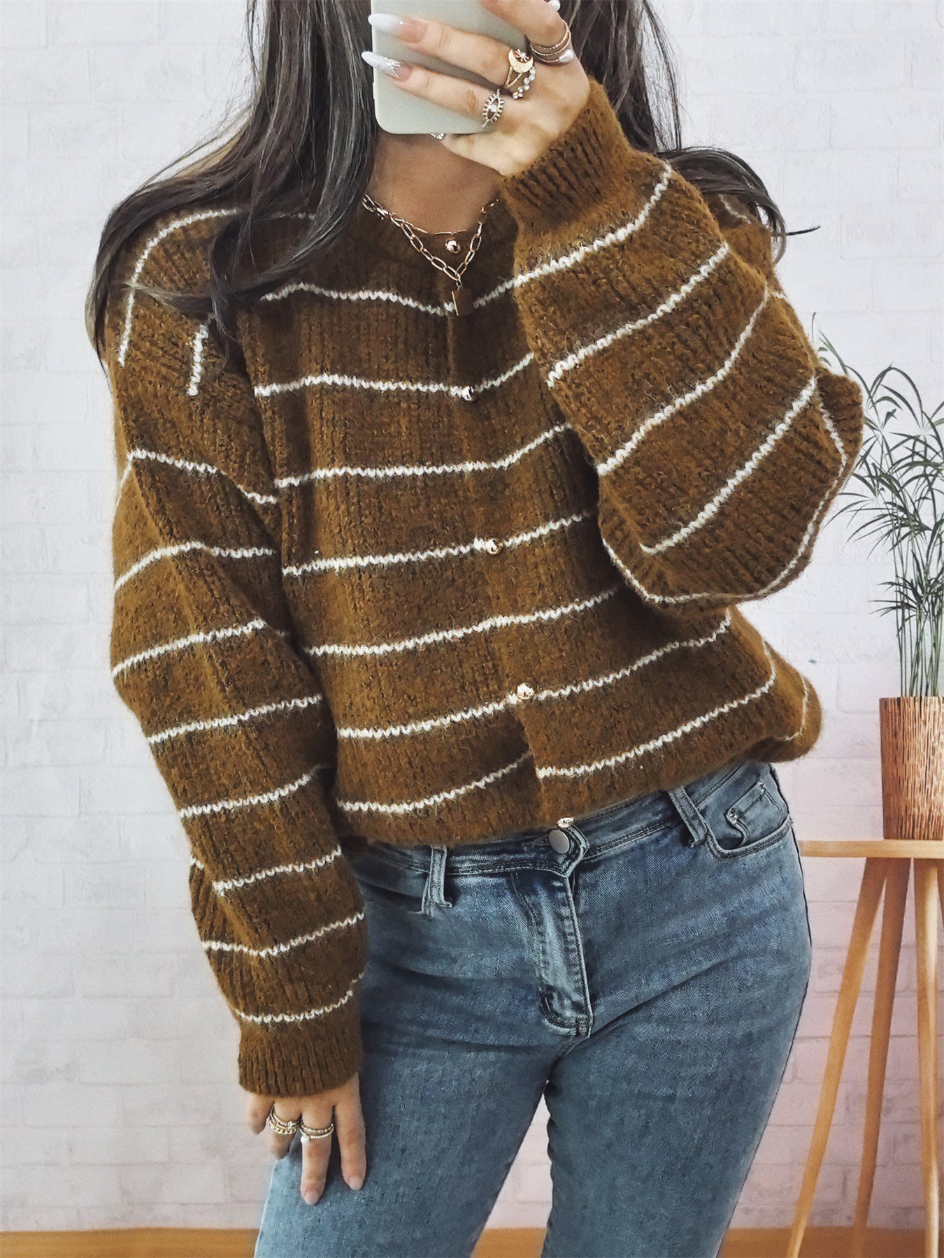 Dames confortable cardigan avec motif rayé élégant et boutons brillants Chic und Stil