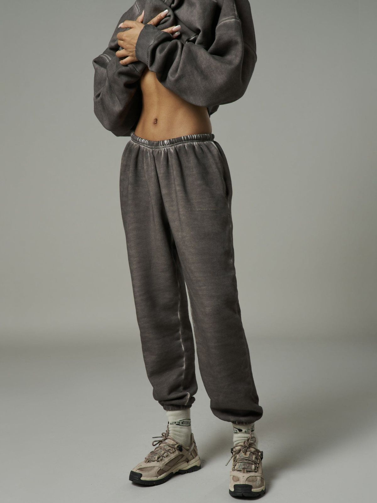 Women Comfortable and Trendy Sweatpants with Elastic Waist Chic and Style