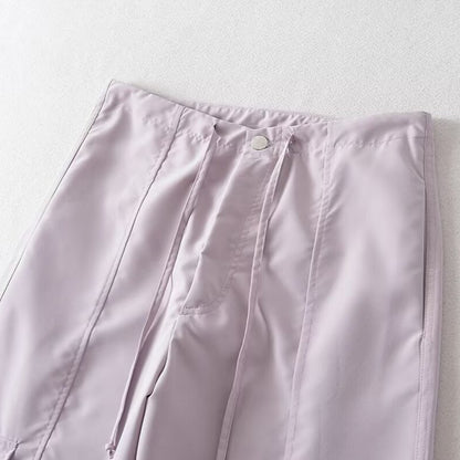 Comfortable cargo pants for women with adjustable waist and functional pockets Chic and Style