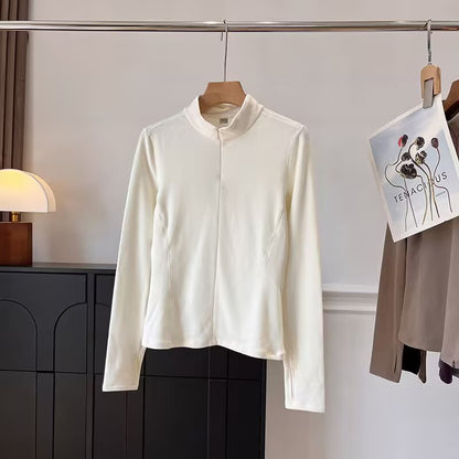 Chemise de sport pour femmes à manches longues avec coupe innovante Chic & Stil