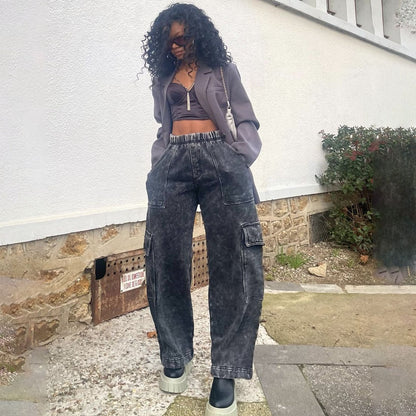 Wide cargo pants for ladies with practical pockets Chic and Style