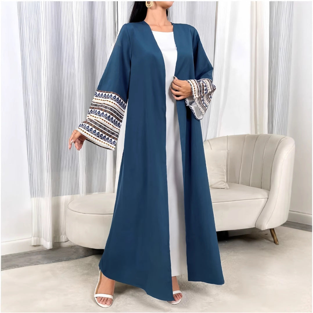 Dames élégante kaftan avec des détails de broderie artistiques et des manches larges Chic und Stil