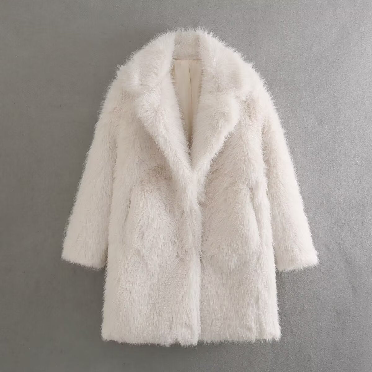 Classic style women's faux fur jacket with a luxurious collar and practical pockets Chic and Style