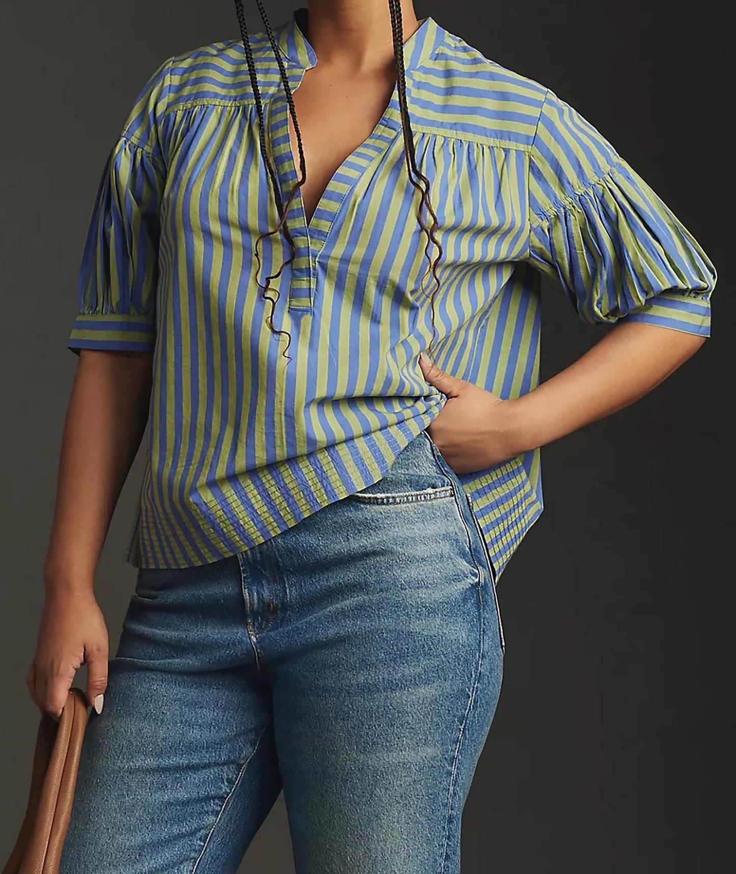 Blouse à manches bouffantes pour dames avec décolleté en V et motif rayé Chic und Stil