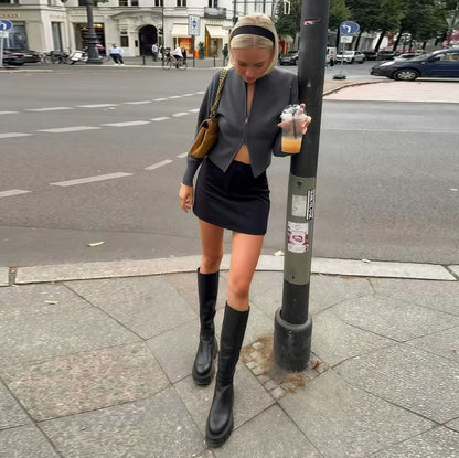 Dames élégant gilet tricot avec poche kangourou et coupe contemporaine Chic und Stil