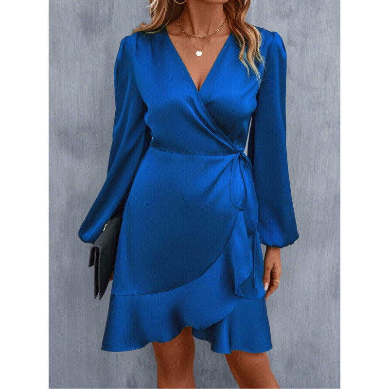 Robe portefeuille pour femmes avec des manches volumineuses et une coupe fluide Chic und Stil