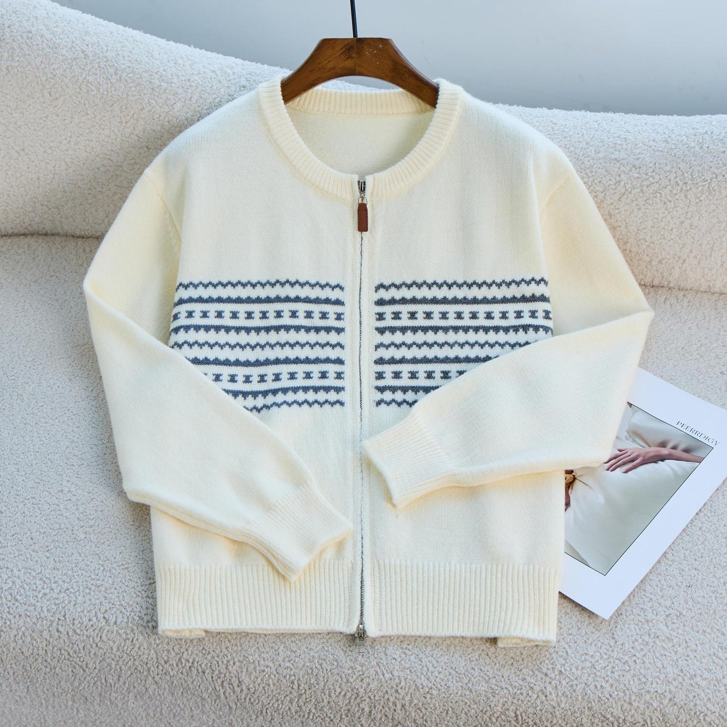 Pull-over pour femmes avec zip et motif Chic und Stil