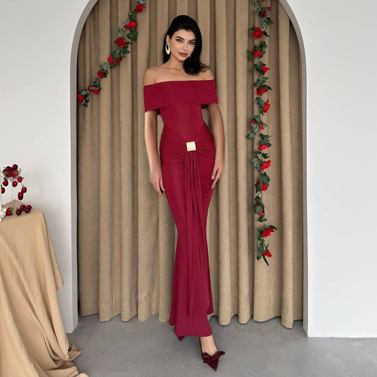 Robe maxi décolletée pour femmes avec silhouette élégante Chic und Stil