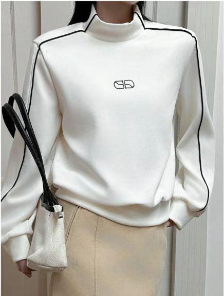 Pull à col roulé sportif pour femmes avec coutures contrastées Chic und Stil