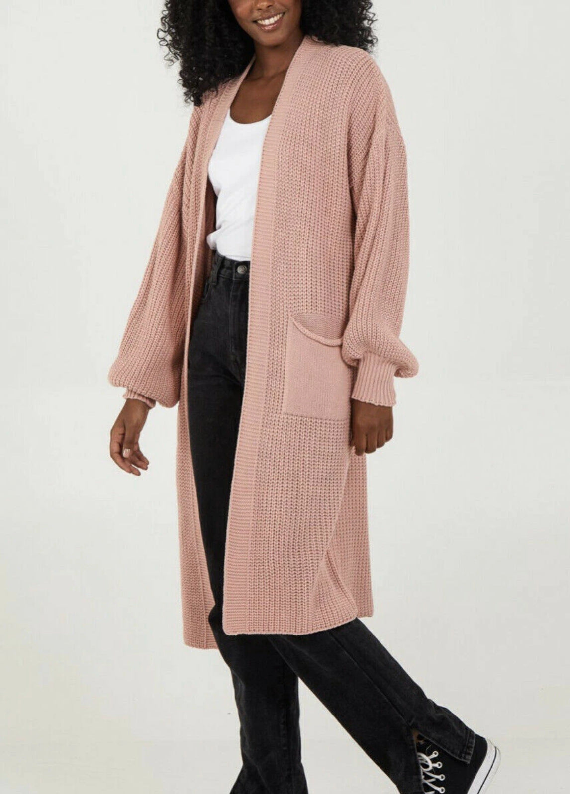 Cardigan en tricot grande taille pour femmes avec des manches volumineuses et une ouverture sur le devant Chic und Still