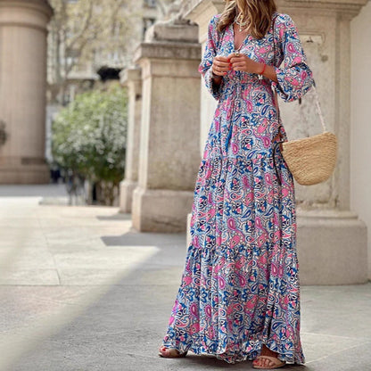 Robe maxi pour femmes avec des motifs floraux et une ceinture taille tendance Chic und Stil