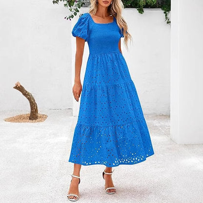 Robe maxi pour femmes avec motif ajouré décoratif et manches bouffantes Chic und Stil