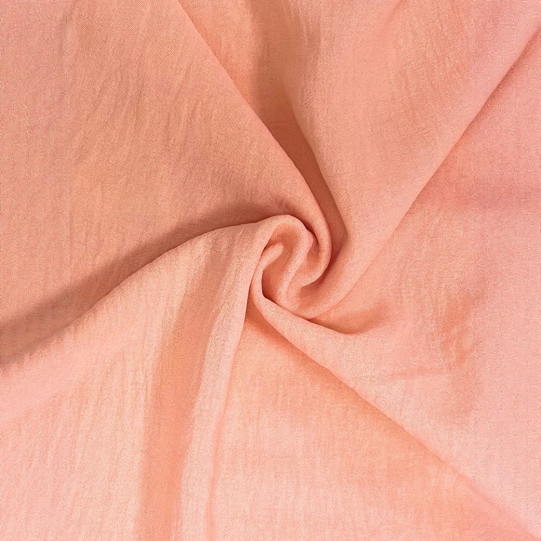 Dames Robe en satin à volants Chic und Stil
