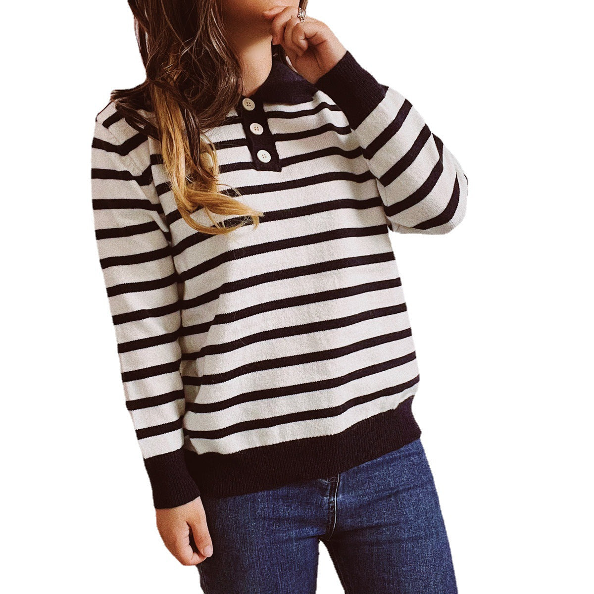 Pull femme décontracté à rayures avec boutonnière et coupe ample Chic und Stil