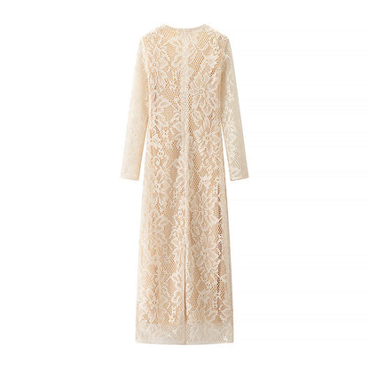 Robe en dentelle pour femmes avec décolleté en V et manches longues Chic und Stil