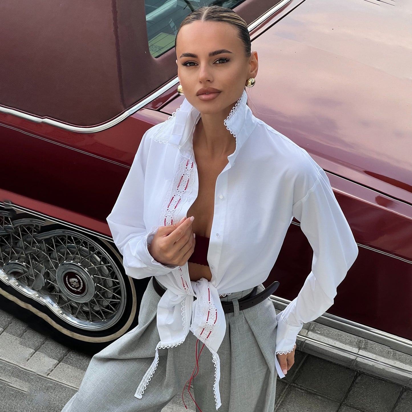 Dames Élégante et polyvalente blouse avec ceinture ajustable Chic und Stil