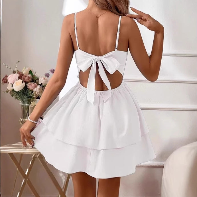 Robe courte pour femmes avec bretelles spaghetti réglables et jupe évasée Chic und Stil