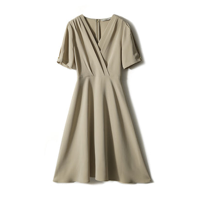 Robe midi plissée pour femmes avec manches bouffantes Chic und Stil