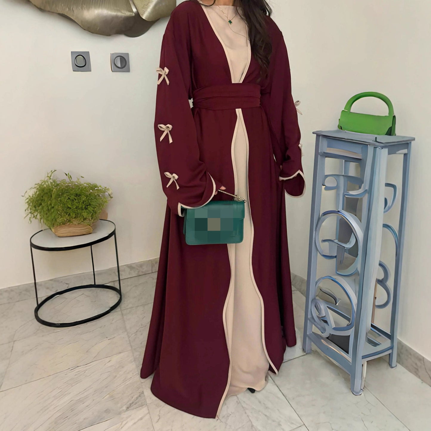 Robe maxi femme avec des détails de nœud élégants et une coupe fluide Chic und Stil