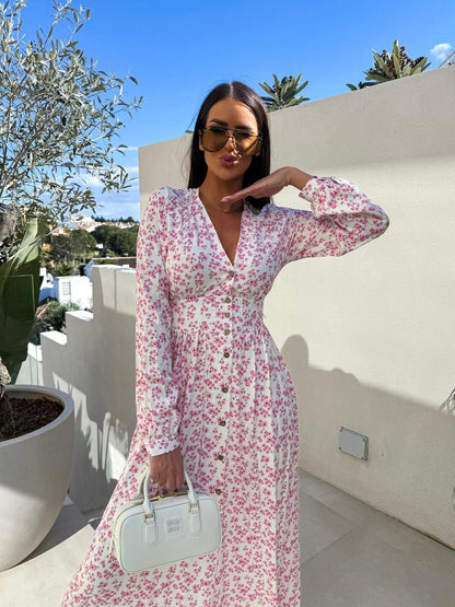 Robes maxi élégantes pour femmes avec motifs floraux et détails de boutons Chic und Stil