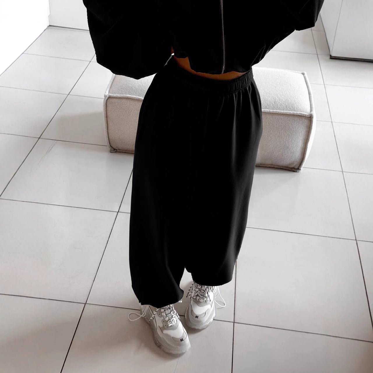 Dames cropped Fleece-Hoodie avec zip et poignets confortables Chic und Stil