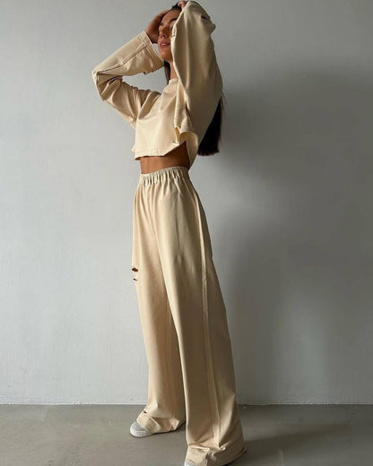Women casual cropped top and wide leisure pants Chic and Style