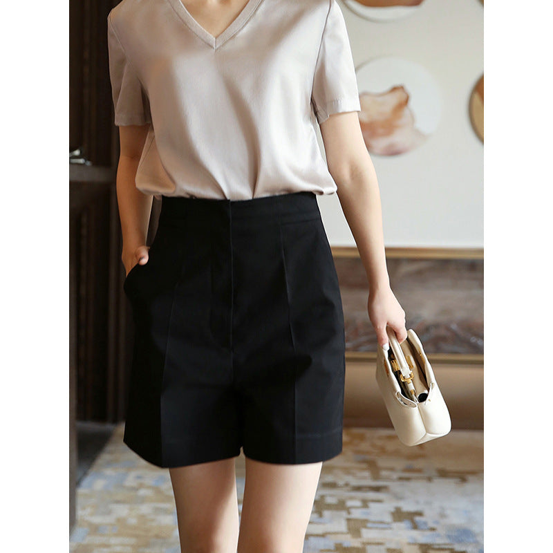 Chemisier en soie élégant à col en V pour femmes Chic und Stil