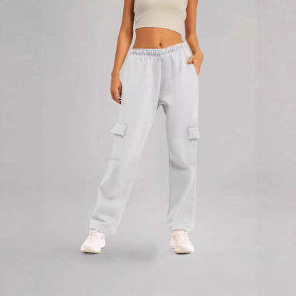 Chic and Style women's cargo style cargo pants with practical side pockets