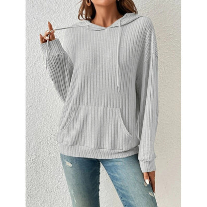 Pull à capuche décontracté pour femmes avec design côtelé Chic und Stil