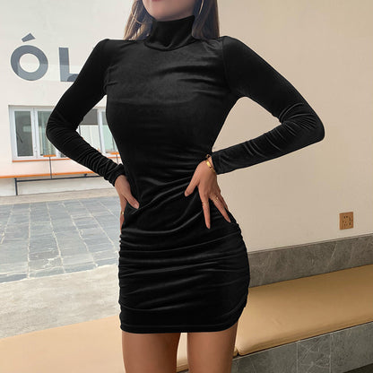 Robe mini en velours exclusive pour femmes avec col montant et détails de volants raffinés Chic und Stil