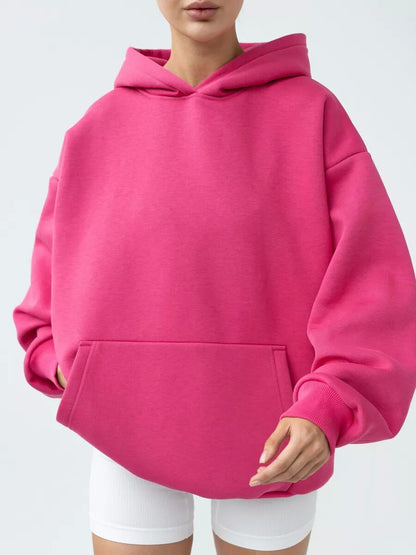 Dames Hoodie surdimensionné avec un design de poches kangourou pratique Chic und Stil