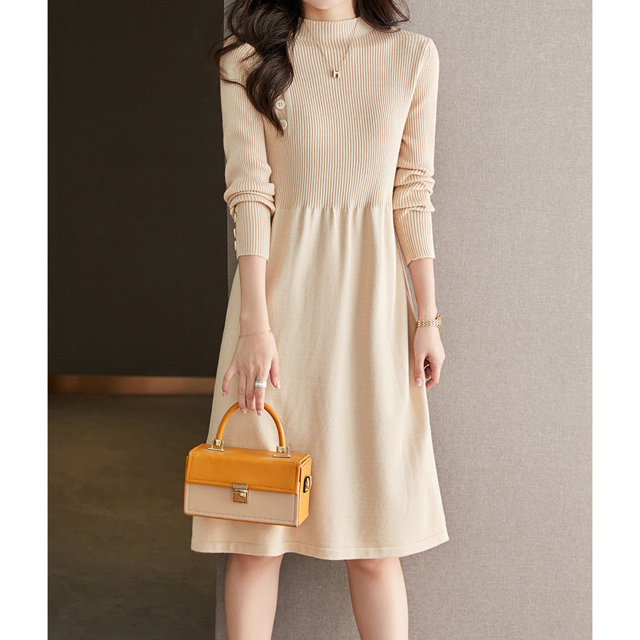 Robe en tricot pour femmes avec des détails de boutons élégants et un col rond Chic und Stil
