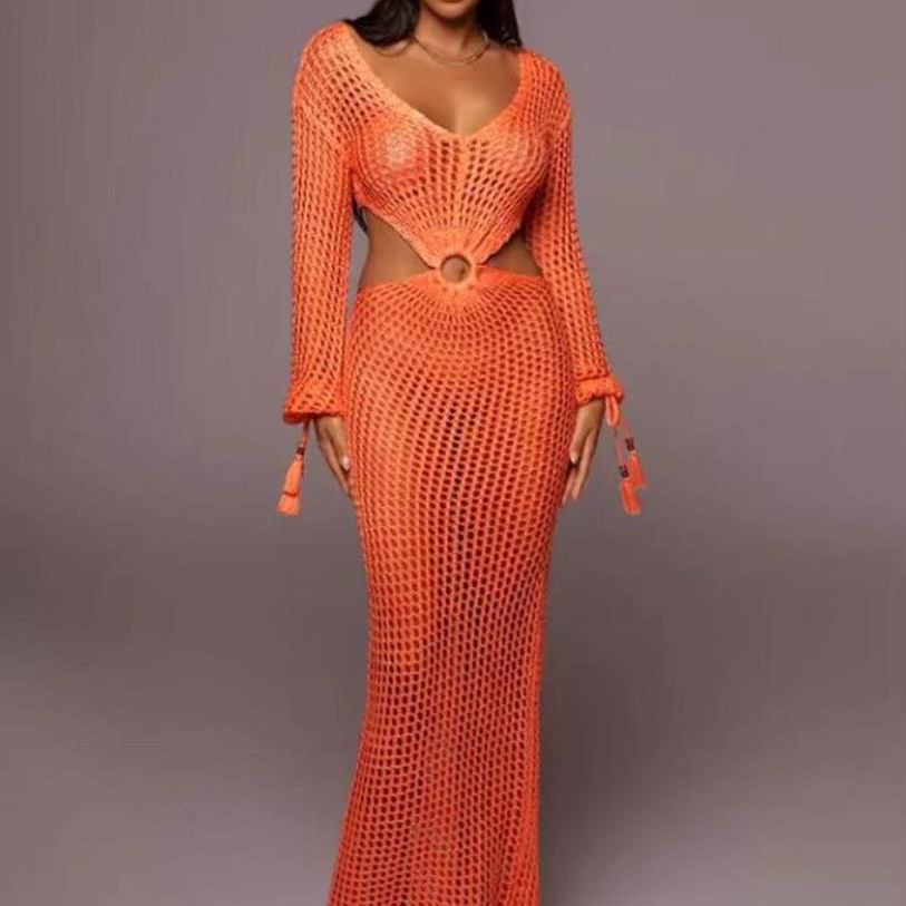Robe maxi en crochet pour femmes avec des détails découpés et une ceinture décorative Chic und Stil