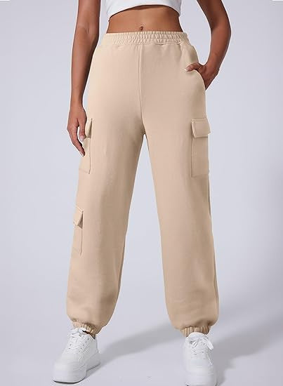 Cargo pants for ladies with elastic waist and practical side pockets Chic and Style