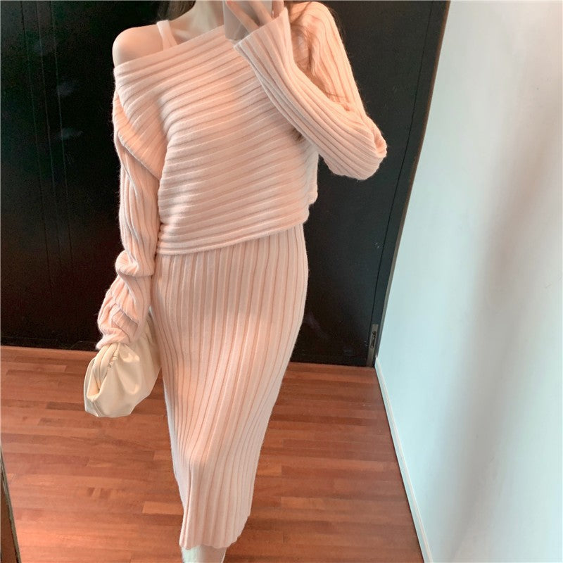 Robe en tricot pour femmes avec décolleté asymétrique et texture côtelée Chic und Stil
