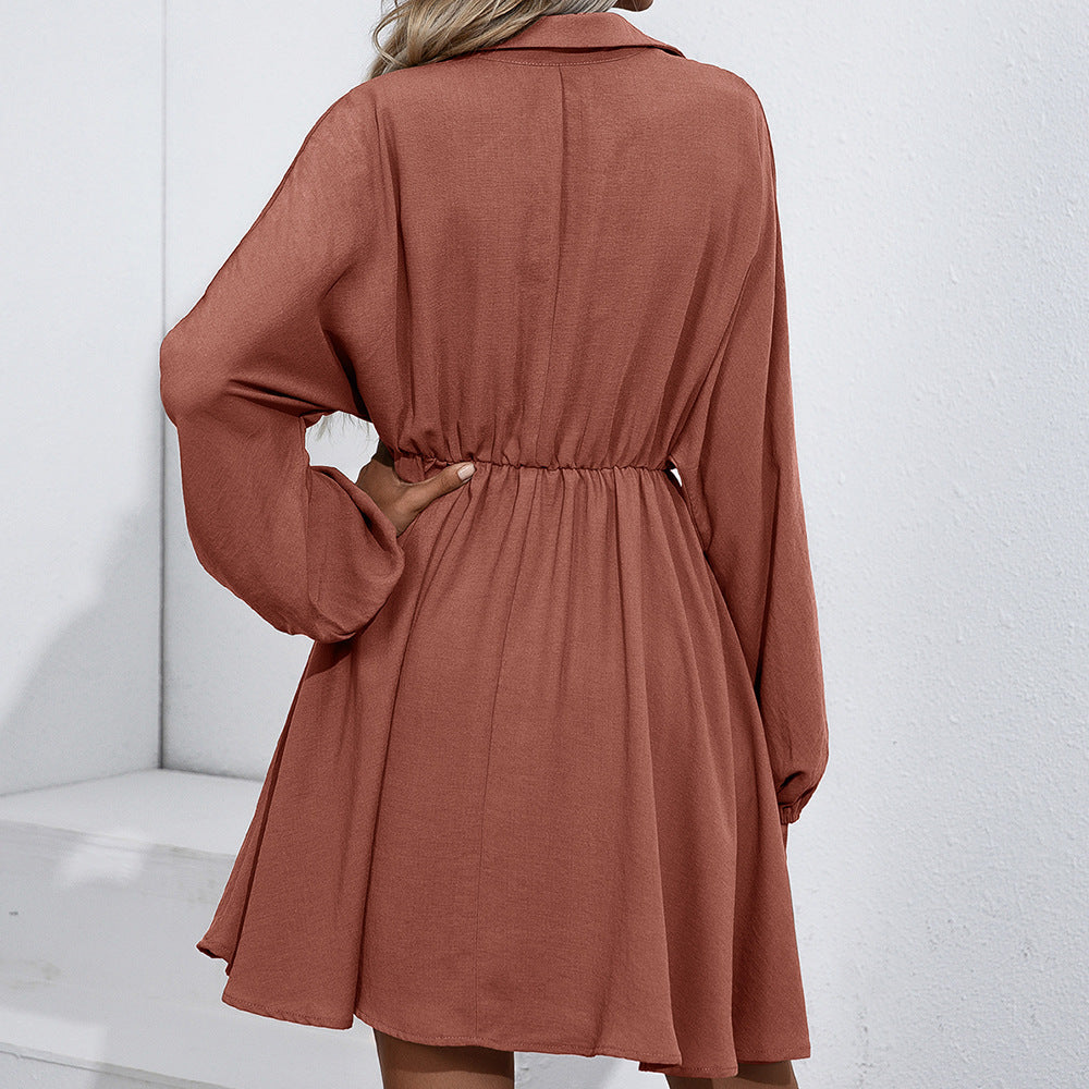 Robe-shirt décontractée pour femmes avec détails de boutons et lien à la taille élastique Chic und Stil