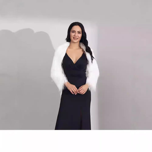 Dames Boléro en fausse fourrure extravagant avec coupe élégante Chic und Stil