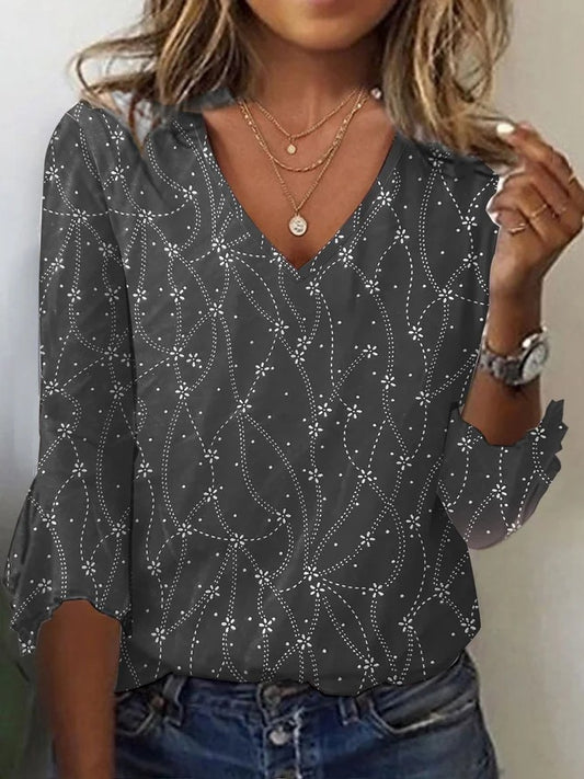 Blouse femme à col V avec un motif floral romantique et des manches volantées Chic und Stil