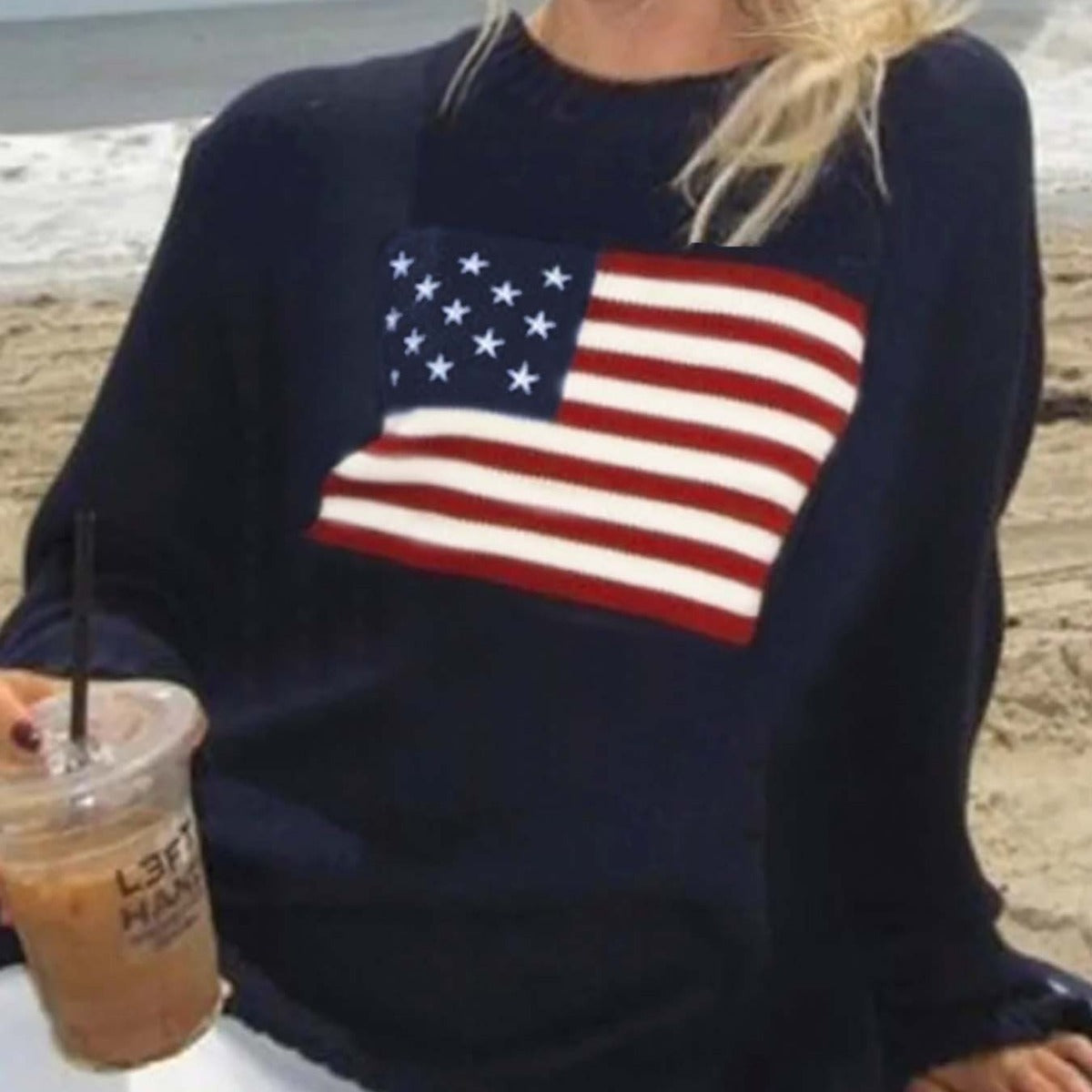 Knit sweater for women with American flag pattern Chic und Stil