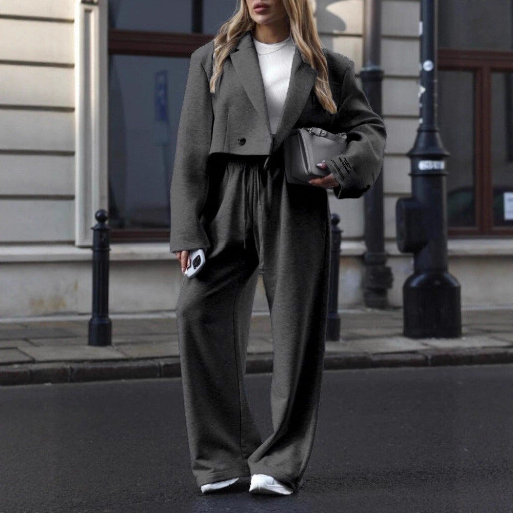 Women's oversized sporty blazer and comfortable jogger pants Chic and Style