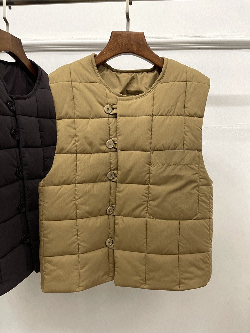 Dames gilet matelassé au design polyvalent Chic und Stil