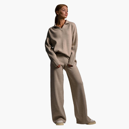 Chic und Stil | Loungewear set - Oversized sweater with collar and wide pants - Perfect for home and leisure