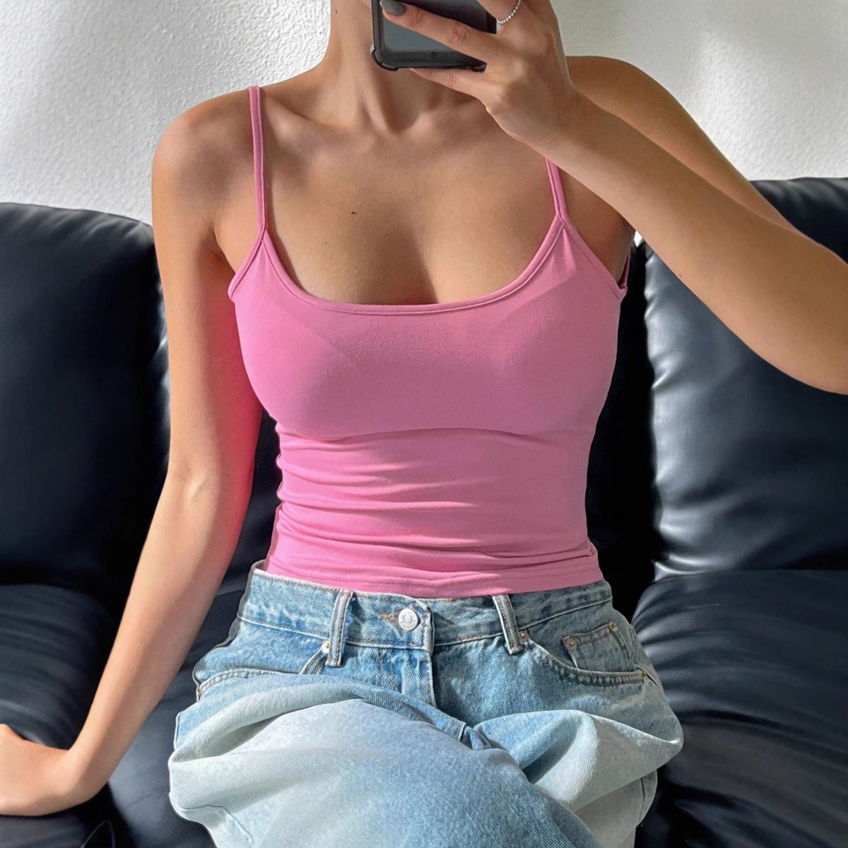 Dames débardeur de sport avec bretelles fines et coupe cintrée Chic und Stil