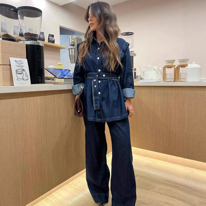 Chemisier en denim pour femmes avec boutons cintrés et coupe tendance Chic und Stil